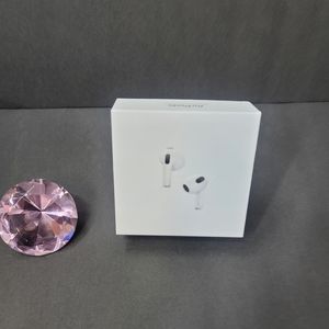APPLE AIRPODS 3RD GENERATION NEW